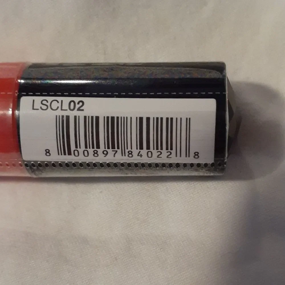 NEW NYX Liquud Suede Lipstick Lifes a Beach Coral‎
